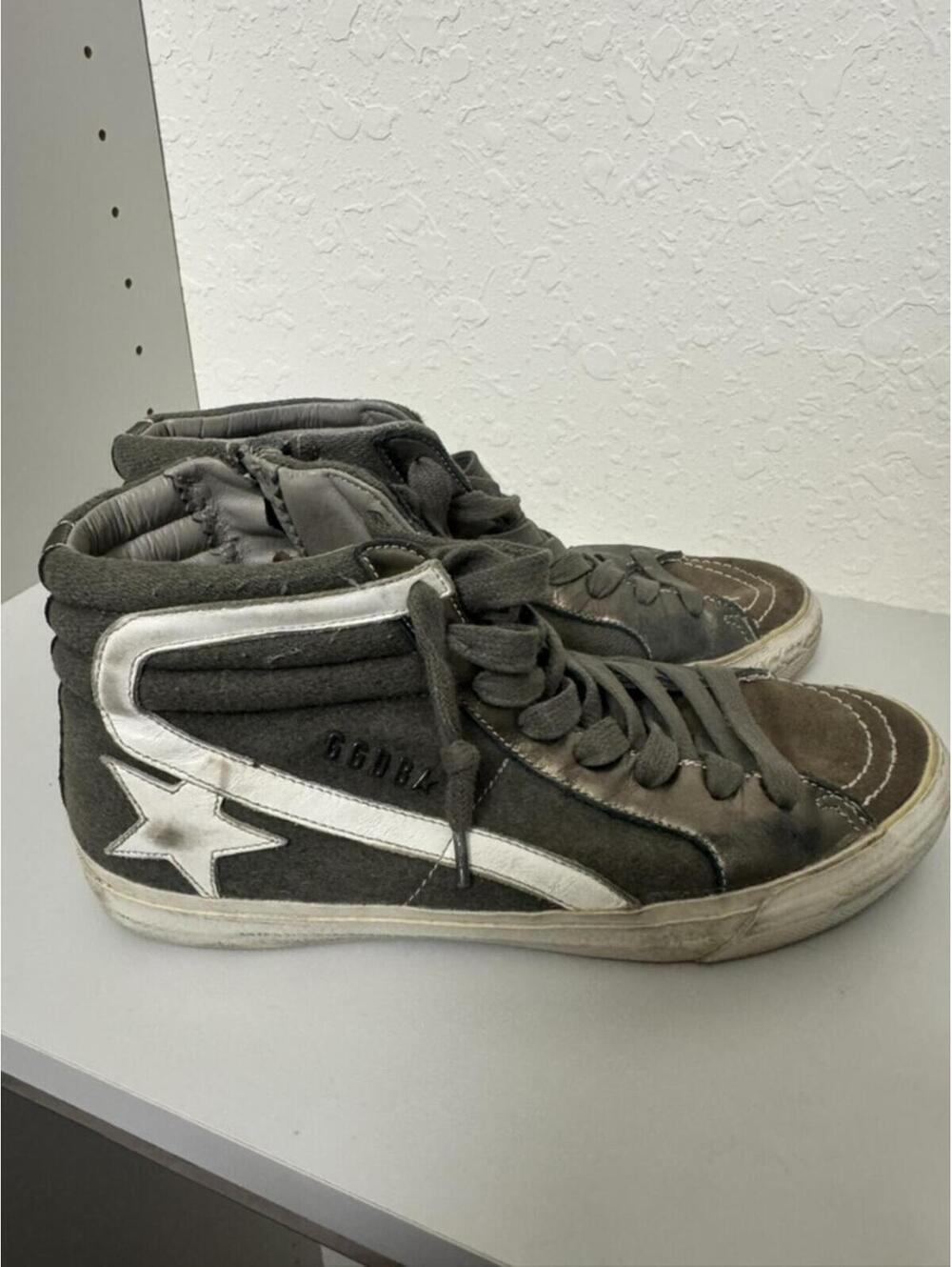 Golden Goose High-Top Slide Sneakers with White Star Detail - Women's Size 36 - Picture 5 of 7